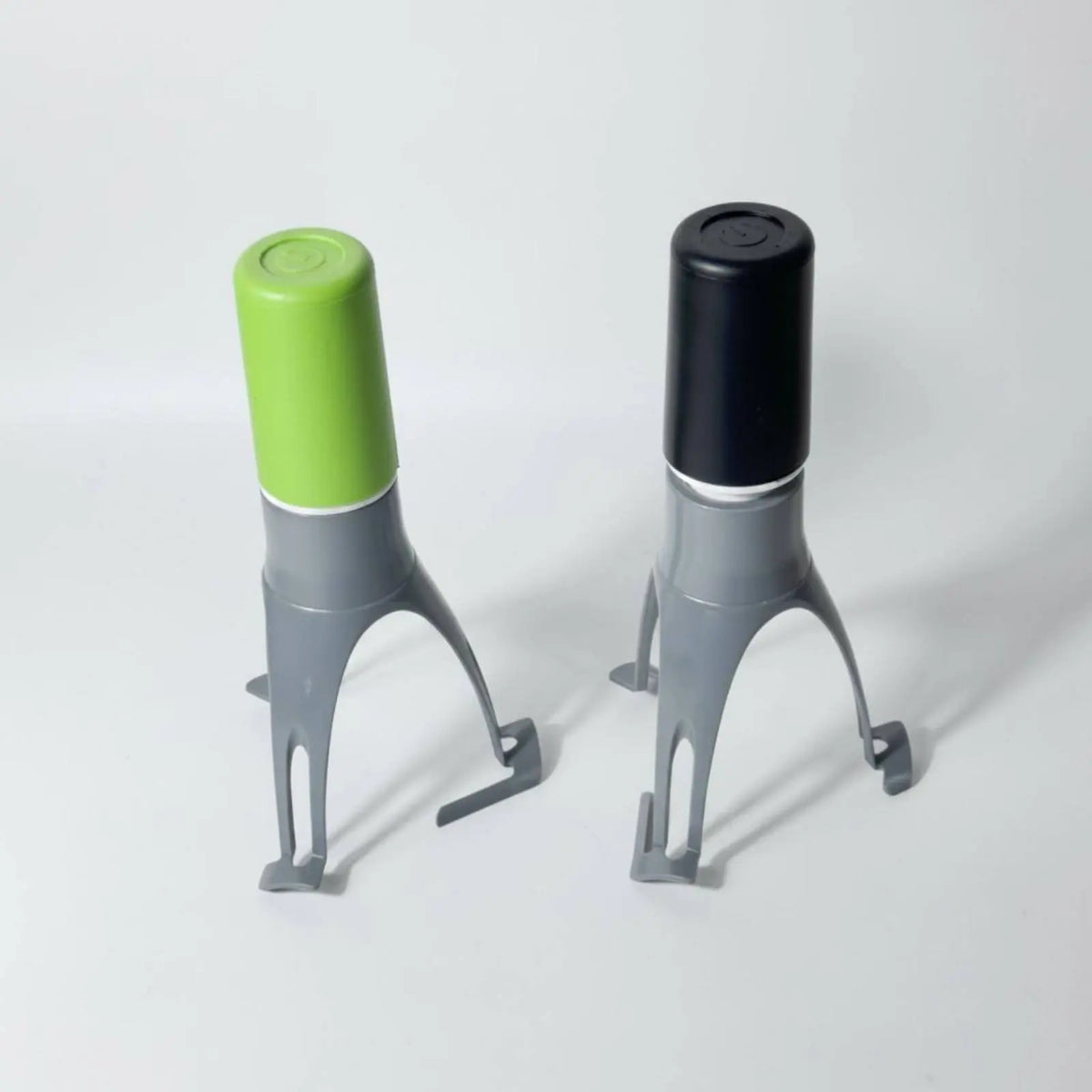 Automatic Triangle Stirrer - Hands-Free Electric Egg Whisk & Kitchen Mixer for Baking, Cooking, and Whipping Cream